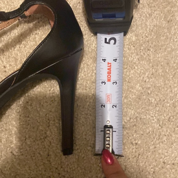 Christian Siriano heels - Picture 6 of 6